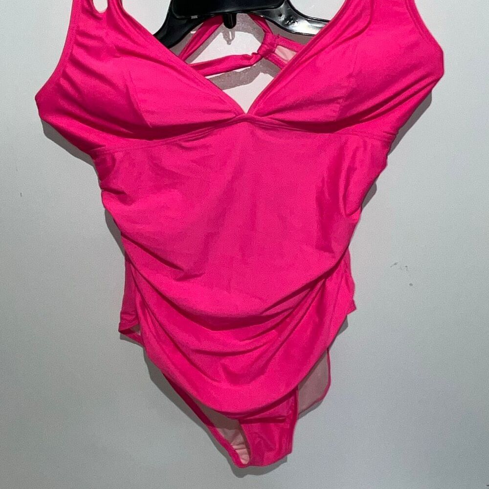 Love Life Pink V-Neck Crisscross Cut Out Back One Piece Swimsuit Large NWT
